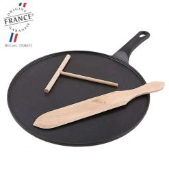 Crêpière Fonte Émaillée 30 Cm Noir Avec Accessoires Chasseur