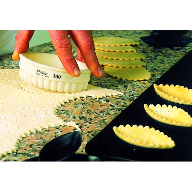 Emporte Pièce Ovale Cannelé 4 X 2,3 Cm Exoglass Matfer – Image 3