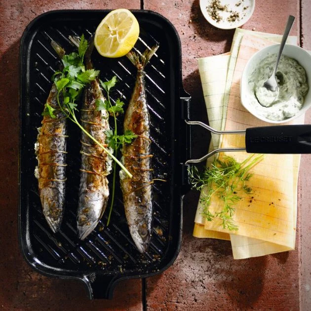 Gril En Fonte Rectangulaire 36 X 20 Cm Avec Manche Repliable Le Creuset – Image 5